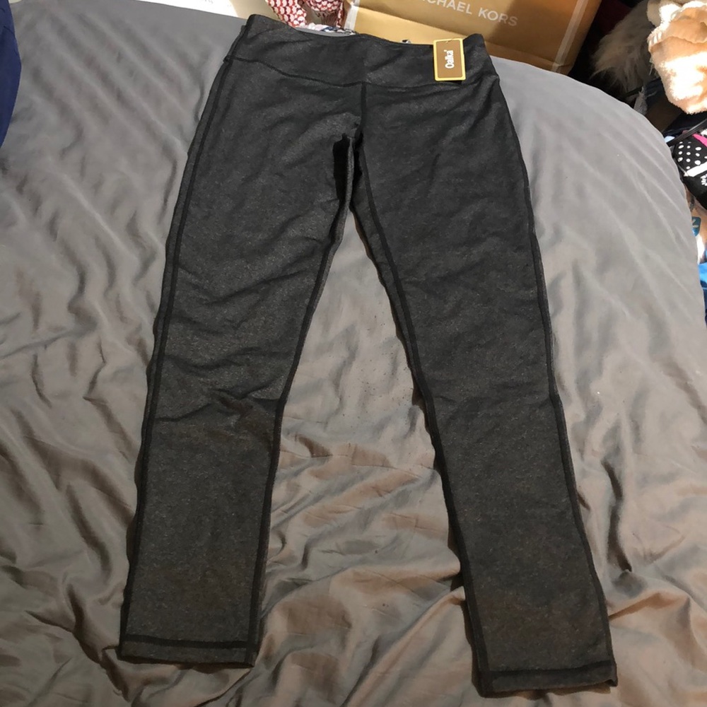 Oalka gray leggings